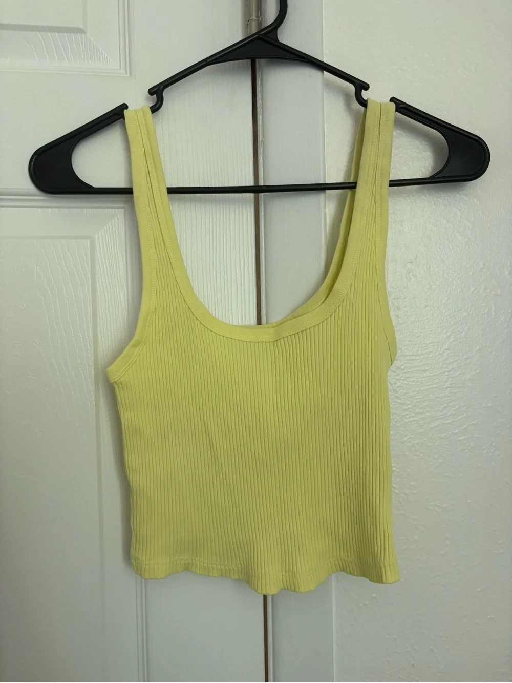 Old Navy Ribbed Scoop Neck Tank Top - Light Yellow